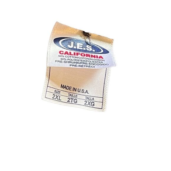 “Party’s at my place” t-shirt - gray - 🙂 3/$15 - Picture 4 of 7